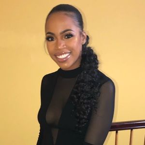 Meet your Posher, Gabrielle